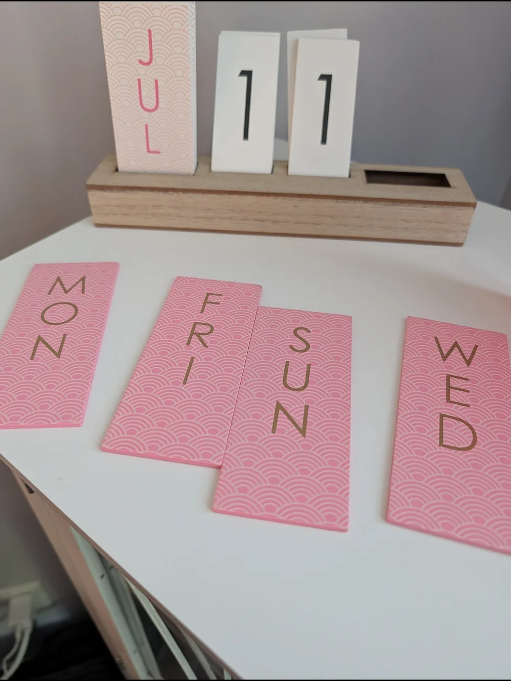 Wooden Tile Calendar - Pink & White